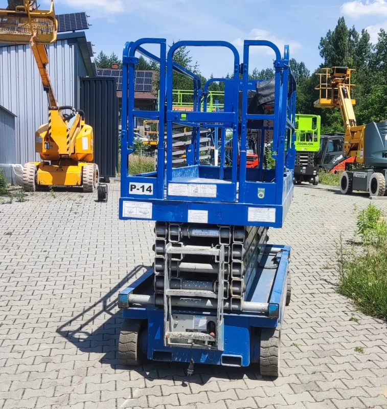 Platforma robocza podestu ruchomego Genie GS2646