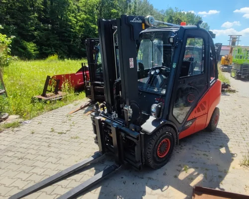 Przedni widok wózka widłowego Linde H35D diesel 3,5 t – wynajem Trzebinia Małopolska